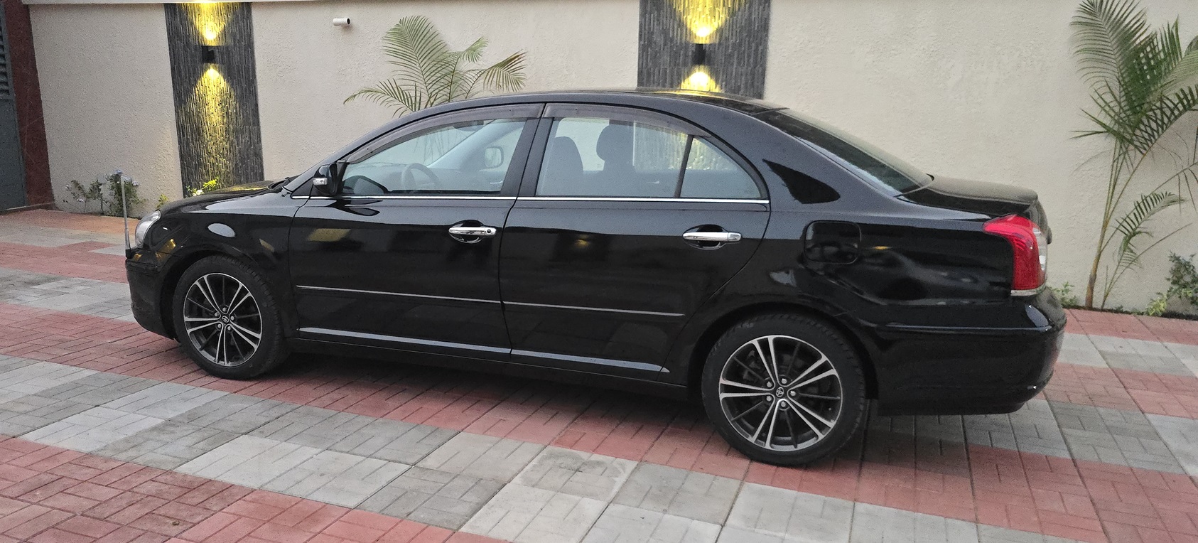 Acheter 2008 Toyota Avensis Automatique ,Yaoundé ,Cameroun