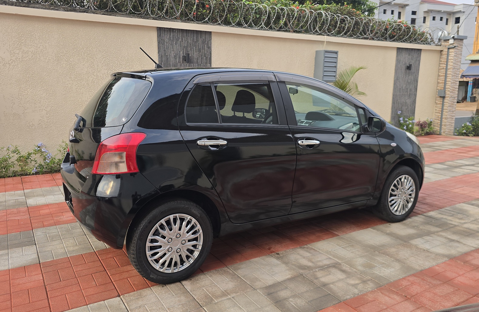 Acheter 4WD 2007 Toyota Yaris Automatique ,Yaoundé ,Cameroun