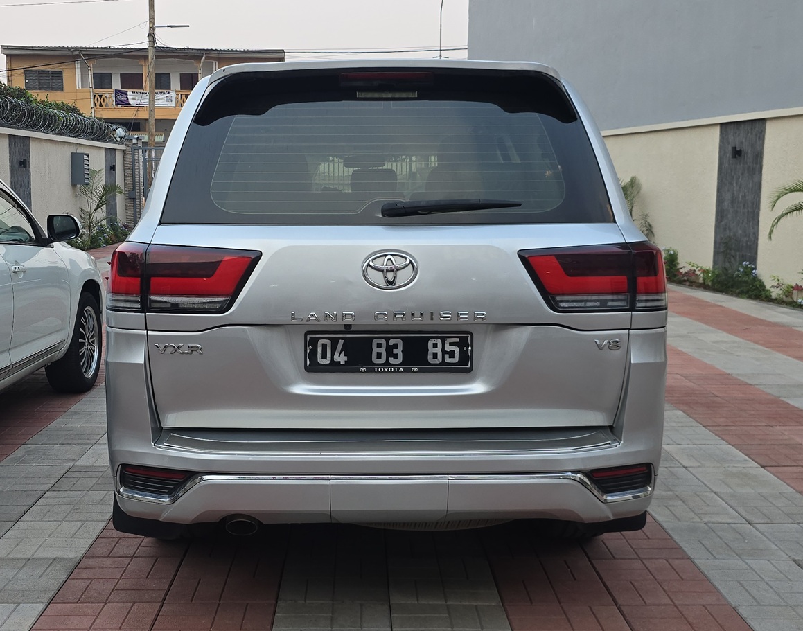 Acheter 4WD 2022 Toyota Land Cruiser Automatique ,Yaoundé ,Cameroun