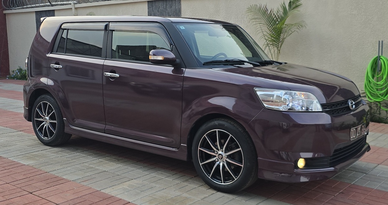 4WD 2015 Toyota Corolla Rumion Automatique