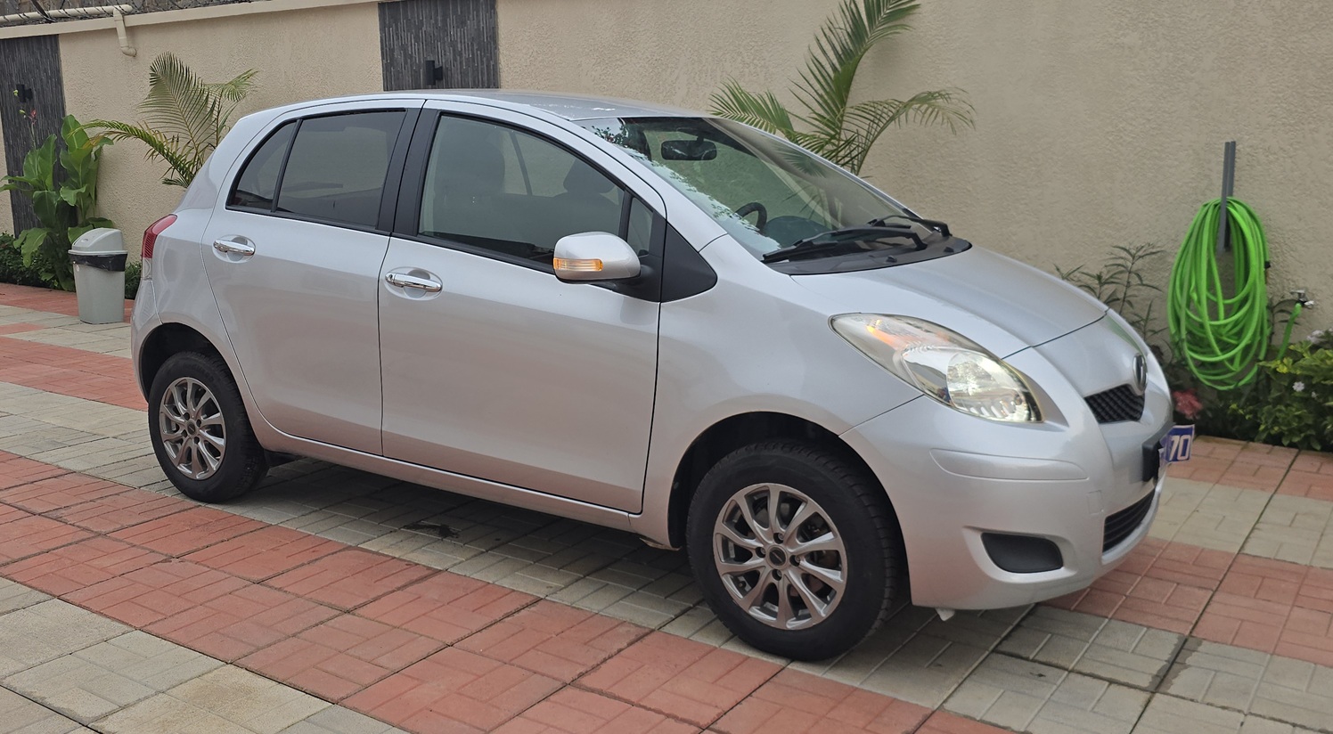 Acheter 4WD 2009 Toyota Yaris Automatique ,Yaoundé ,Cameroun