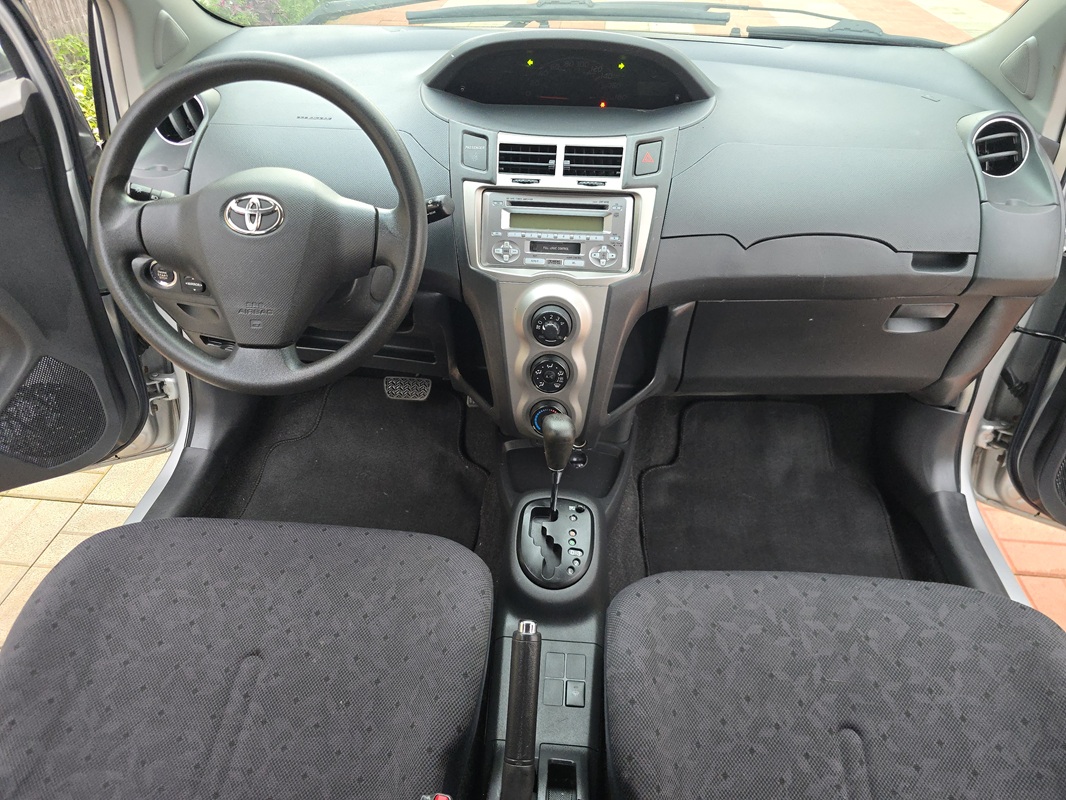 Acheter 4WD 2009 Toyota Yaris Automatique ,Yaoundé ,Cameroun
