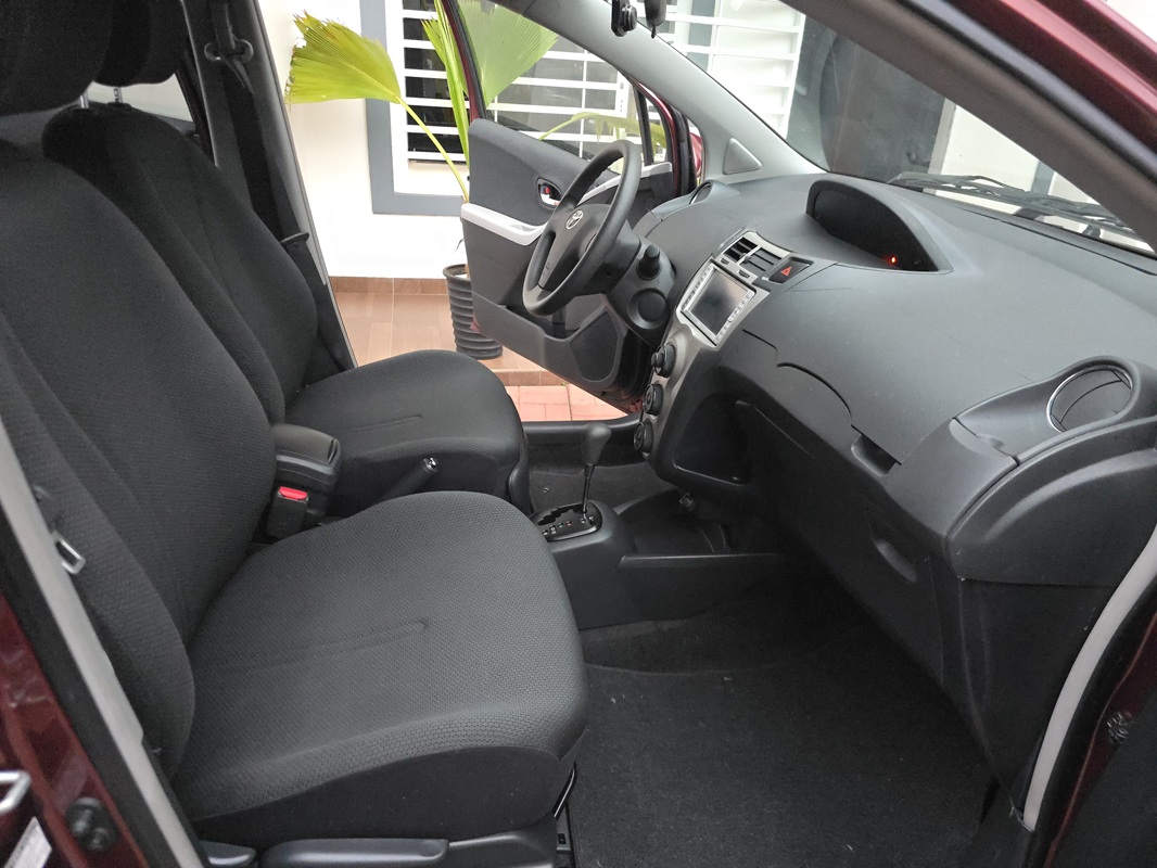 Acheter 2010 Toyota Yaris Automatique ,Yaoundé ,Cameroun