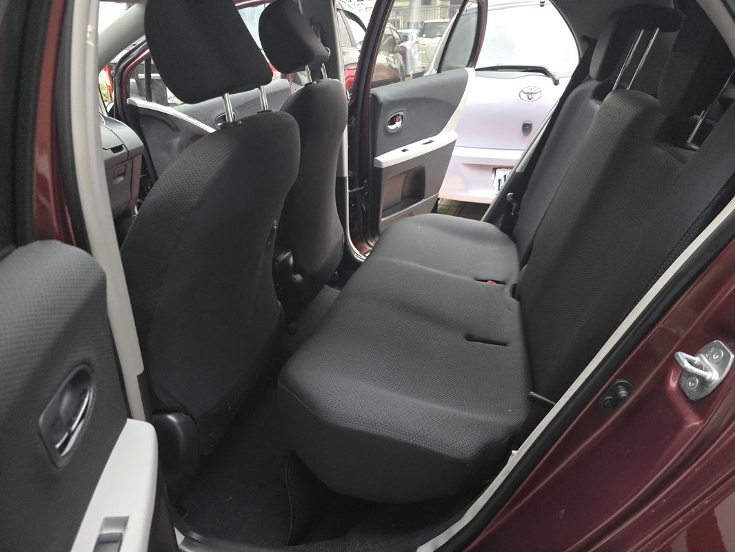 Acheter 2010 Toyota Yaris Automatique ,Yaoundé ,Cameroun