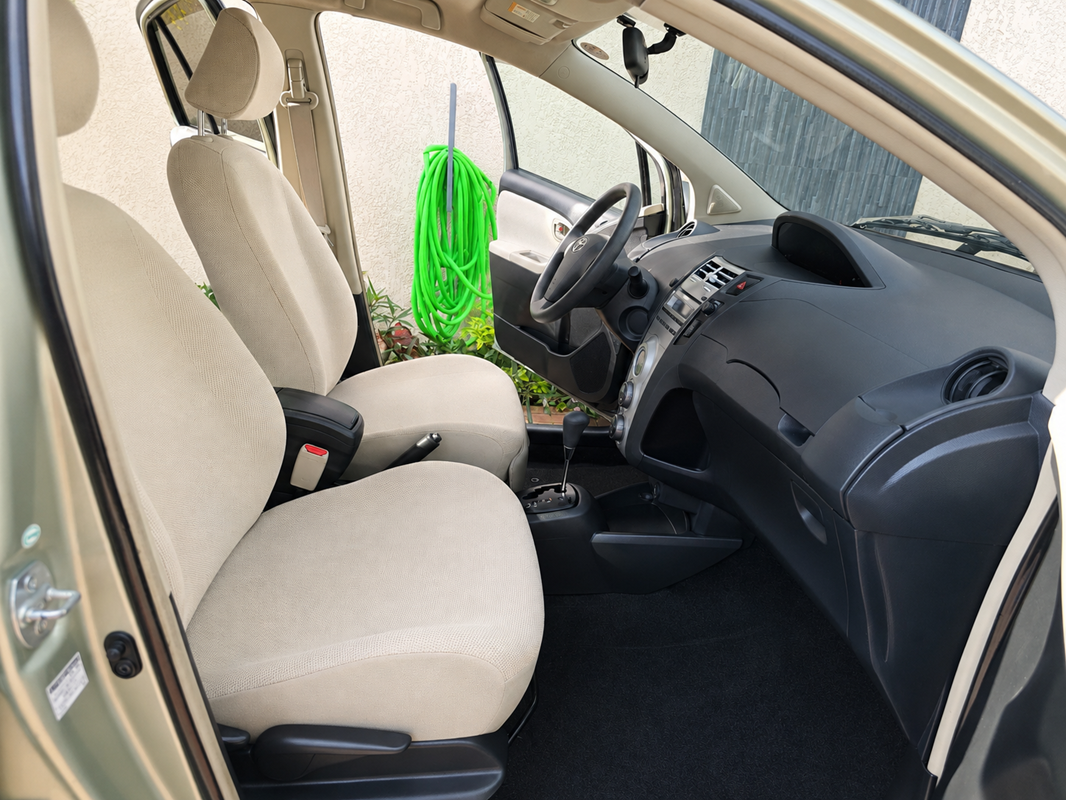 Acheter 2008 Toyota Yaris Automatique ,Yaoundé ,Cameroun