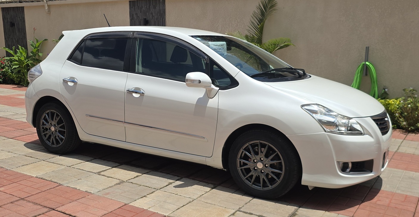 Acheter 2012 Toyota Blade Automatique ,Yaoundé ,Cameroun