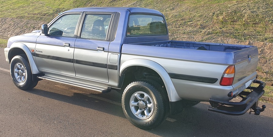 2001 Mitsubishi L200 Double Cabin 4WD a Vendre ,Yaoundé ,Cameroun