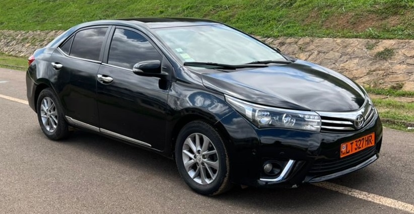 2015 Toyota Corolla Automatique à vendre à Yaoundé.  Cameroun