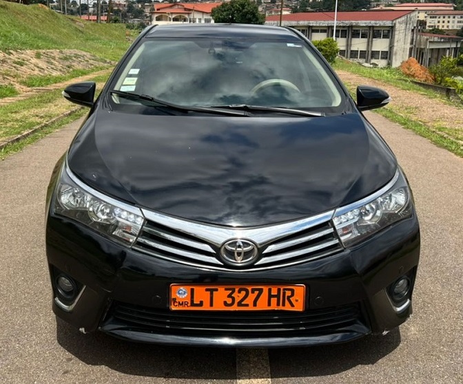 2015 Toyota Corolla Automatique à vendre à Yaoundé.  Cameroun
