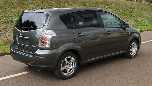 Acheter 2008 TOYOTA COROLLA VERSO Automatique avec 7 Places ,Yaoundé ,Cameroun
