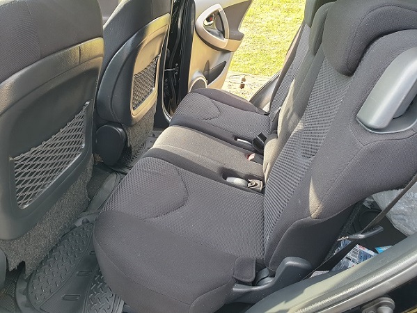 2008 Toyota Rav4 avec 4WD à vendre à Yaoundé Cameroun