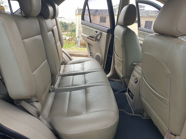 2007 Kia Sotento 4WD avec 7 Places à vendre à Yaoundé Cameroun 