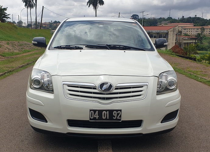2008 Toyota Avensis Automatique à vendre à Yaoundé Cameroun