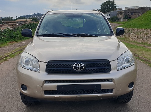 2007 Toyota rav4 avec 4WD à vendre à Yaoundé Cameroun