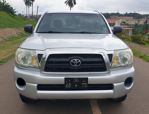 2006 Toyota TACOMA Automatique Moteur 4 Cylinder VVT-i Essence à vendre à Yaoundé .  Cameroun