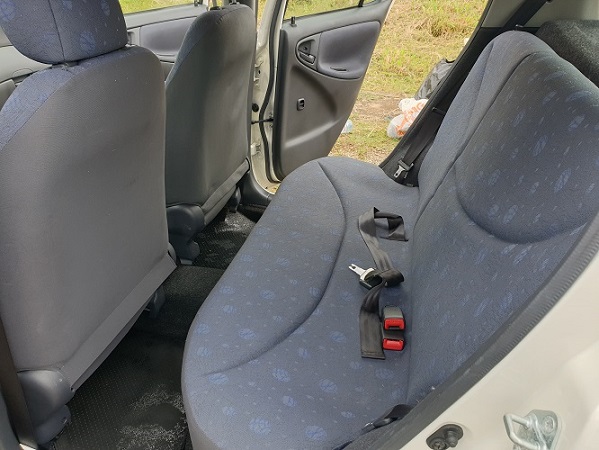 Acheter 2004 Toyota YARIS avec 4WD ,Yaoundé ,Cameroun