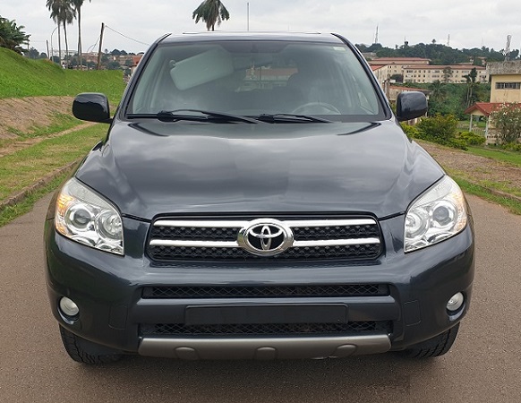2009 Toyota RAV4 avec 4WD  à vendre à Yaoundé Cameroun