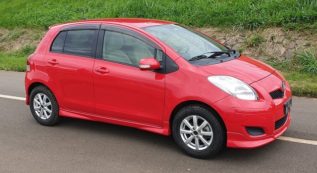 Acheter 2010 Sport Toyota Yaris Full Option Automatique ,Yaoundé ,Cameroun