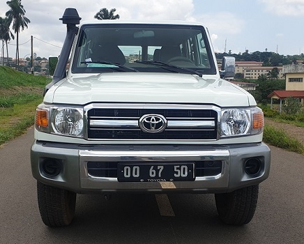 Acheter Belle 2012 TOYOTA LAND CRUISER Full Option ,Yaoundé ,Cameroun