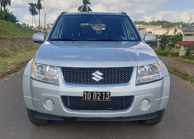 Acheter 2011 Suzuki Grand Vitara avec 4WD ,Yaoundé ,Cameroun