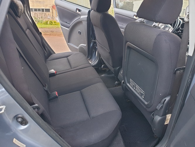 2005 Toyota Matrix Automatique à vendre à Yaoundé Cameroun