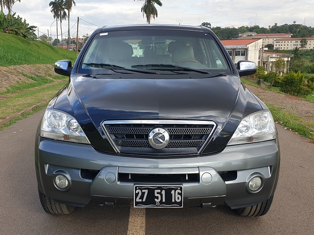 2006 Kia SORENTO avec 7 Places à vendre à Yaoundé Cameroun