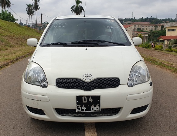 Acheter 2004 Toyota YARIS avec 4WD ,Yaoundé ,Cameroun