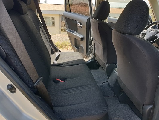 Acheter 2010 TOYOTA COROLLA RUMION Automatique ,Yaoundé ,Cameroun
