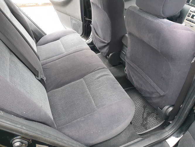 2004 Toyota Corolla 115 Full option à vendre à Yaoundé Cameroun