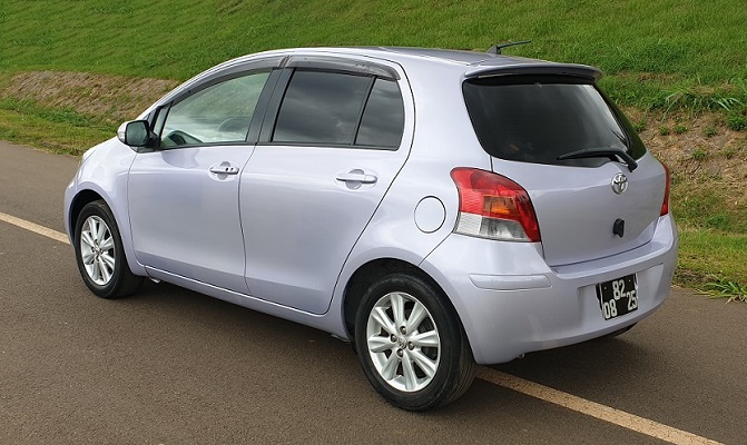 Acheter 2009 Toyota YARIS Automatique ,Yaoundé ,Cameroun