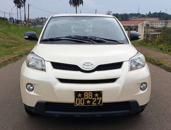 2010 Toyota ist Urban Cruiser Full Option à vendre à Yaoundé  Cameroun