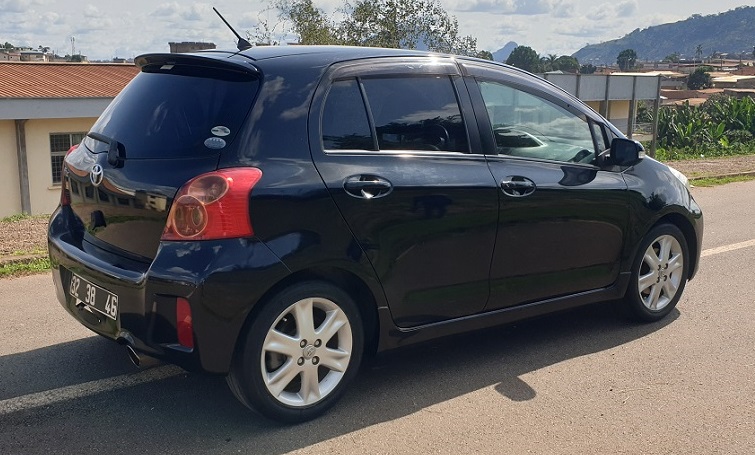 2011 Toyota Yaris Sport Automatique à vendre à Yaoundé Cameroun