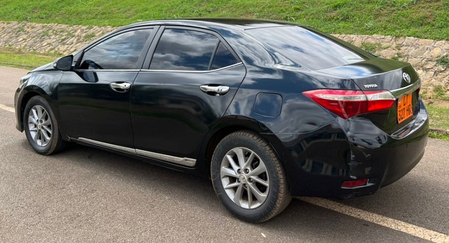 2015 Toyota Corolla Automatique à vendre à Yaoundé.  Cameroun