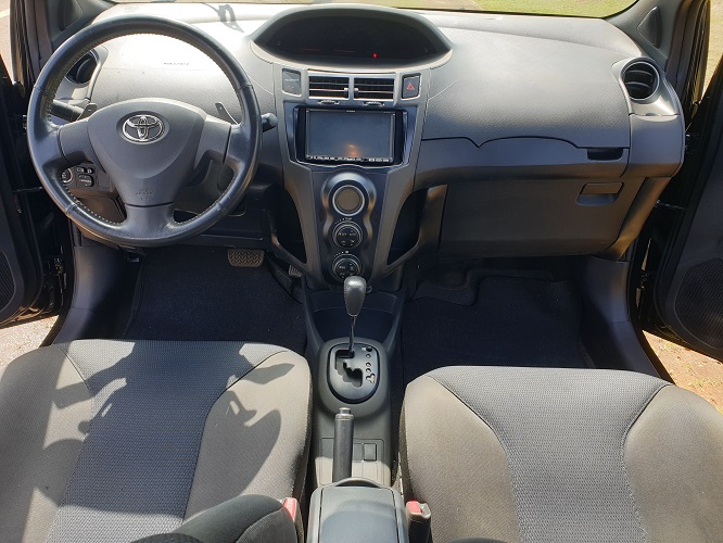 2011 Toyota Yaris Sport Automatique à vendre à Yaoundé Cameroun